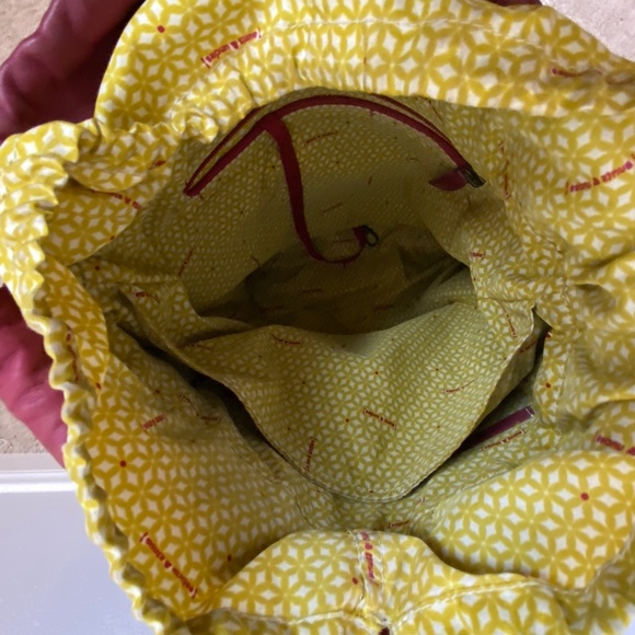 Aunts & Uncles Red Leather Drawstring Backpack Purse - Picture 12 of 16